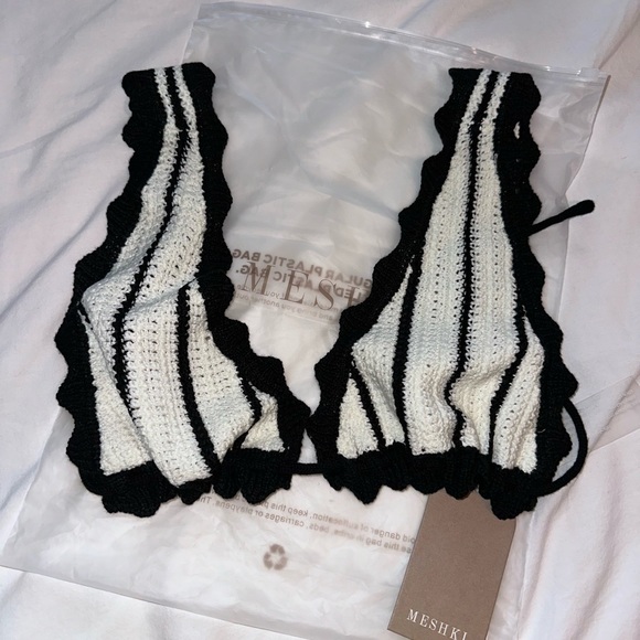 MESHKI knit crochet contrast top - Picture 3 of 5